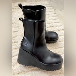 New! Rave Rock Candy Black Leather Zip 3 1/2"platform boots size 8